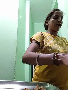 Snapshot of Hotty-Nidhi chatting on July 16, 2026, 5:10 pm Hotty-Nidhi online show from July 16, 2026, 5:10 pm