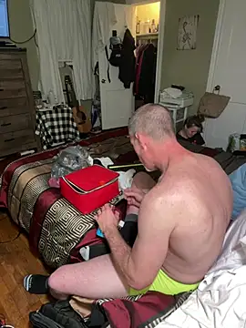 Snapshot of alickandstick chatting on March 5, 2026, 7:38 am alickandstick online show from March 5, 2026, 7:38 am