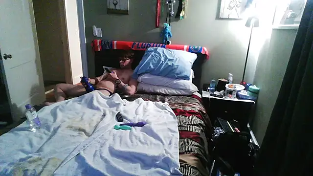 Snapshot of alickandstick chatting on March 21, 2026, 9:47 am alickandstick online show from March 21, 2026, 9:47 am