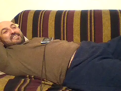 maxxxio12 online show from March 18, 2025, 6:28 pm