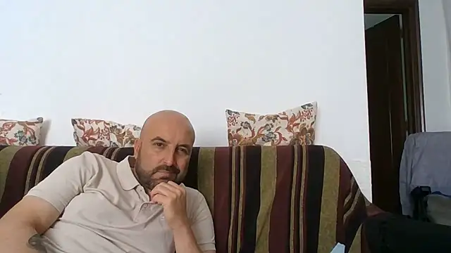 maxxxio12 online show from June 2, 2026, 10:37 am