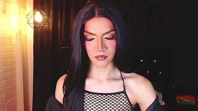 Snapshot of agatha_rodriguez chatting on June 26, 2026, 12:33 pm agatha rodriguez online show from June 26, 2026, 12:33 pm