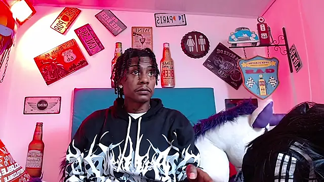 lili roussi online show from October 30, 2025, 1:15 am