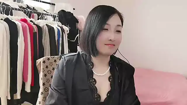 Snapshot of Rachel-6600 chatting on March 3, 2026, 3:13 am Rachel-6600 online show from March 3, 2026, 3:13 am