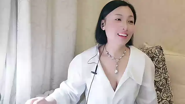 Rachel-6600 online show from November 19, 2025, 4:18 pm