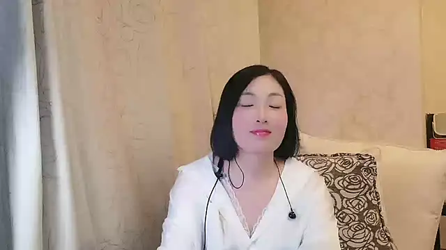 Snapshot of Rachel-6600 chatting on March 4, 2026, 3:31 pm Rachel-6600 online show from March 4, 2026, 3:31 pm