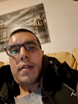 marco199077 online show from February 26, 2026, 9:48 pm