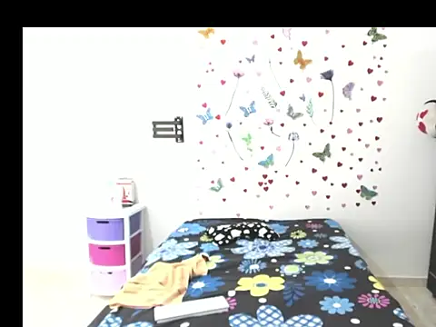 Olgahunder online show from March 12, 2025, 3:18 pm