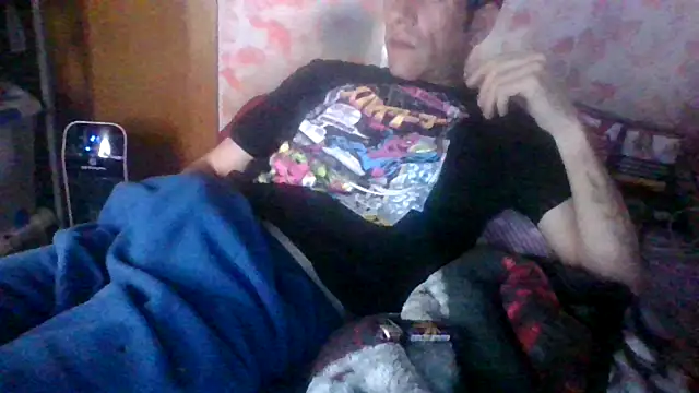 Snapshot of Ricopalote22 chatting on March 15, 2025, 12:25 am Ricopalote22 online show from March 15, 2025, 12:25 am