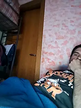 Snapshot of Ricopalote22 chatting on March 17, 2025, 11:57 pm Ricopalote22 online show from March 17, 2025, 11:57 pm