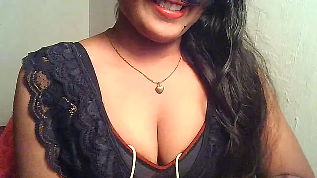 Snapshot of Cludi-New chatting on March 18, 2025, 5:23 pm Cludi-New online show from March 18, 2025, 5:23 pm