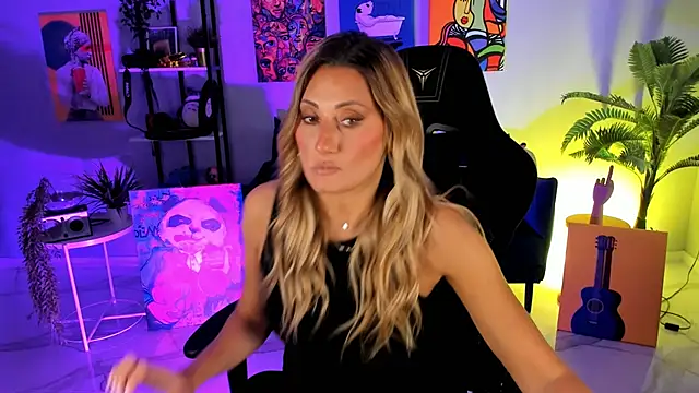 SarahAlluring online show from October 19, 2025, 11:57 am