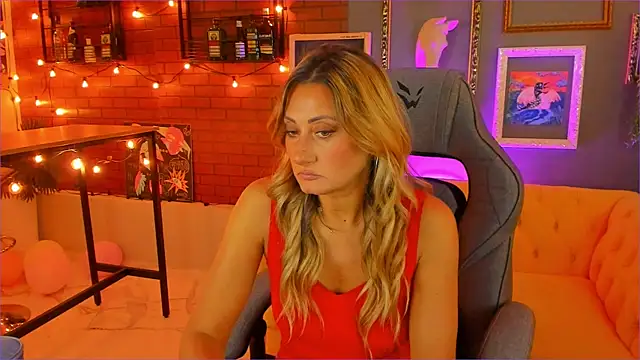 SarahAlluring online show from September 19, 2025, 11:58 am