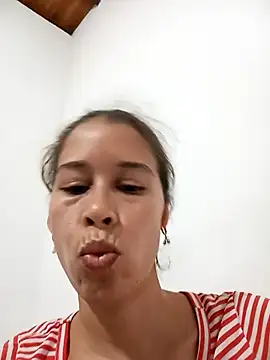 Snapshot of Sexi_girl29 chatting on July 22, 2026, 3:41 am Sexi girl29 online show from July 22, 2026, 3:41 am