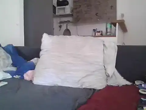 Snapshot of ThePython666 chatting on March 21, 2025, 9:01 am ThePython666 online show from March 21, 2025, 9:01 am