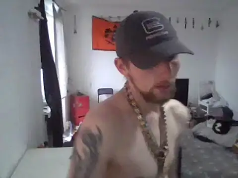 Snapshot of ThePython666 chatting on March 15, 2025, 6:36 am ThePython666 online show from March 15, 2025, 6:36 am