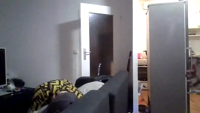 Snapshot of ThePython666 chatting on March 15, 2025, 8:10 pm ThePython666 online show from March 15, 2025, 8:10 pm