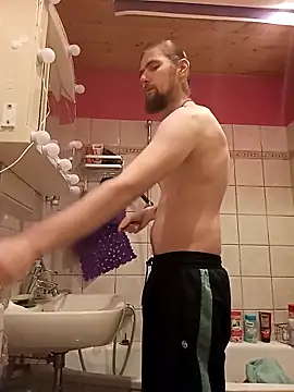 Snapshot of ThePython666 chatting on October 7, 2025, 11:11 am ThePython666 online show from October 7, 2025, 11:11 am