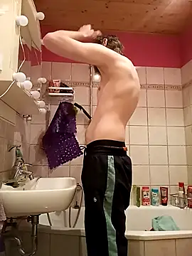 Snapshot of ThePython666 chatting on October 6, 2025, 1:12 pm ThePython666 online show from October 6, 2025, 1:12 pm