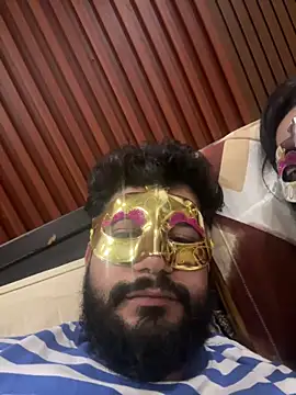 lustyindiancouple online show from March 11, 2025, 5:57 pm