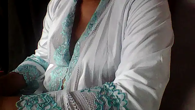 Snapshot of Sydneyputinha chatting on March 15, 2026, 9:44 pm Sydneyputinha online show from March 15, 2026, 9:44 pm