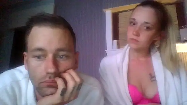 dutchcouple002 online show from March 10, 2025, 10:13 pm