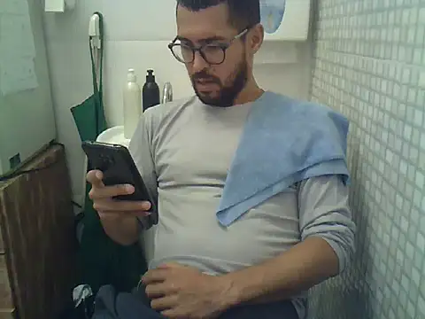 Snapshot of pdasgyn chatting on March 2, 2026, 1:07 pm pdasgyn online show from March 2, 2026, 1:07 pm