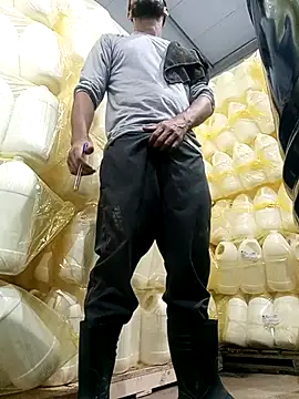 Snapshot of pdasgyn chatting on March 24, 2026, 7:14 pm pdasgyn online show from March 24, 2026, 7:14 pm