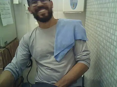 pdasgyn online show from October 30, 2025, 6:38 pm