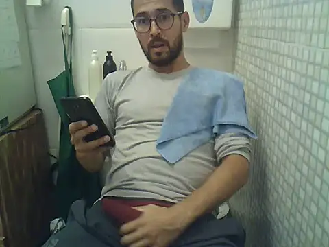 Snapshot of pdasgyn chatting on March 3, 2026, 5:09 pm pdasgyn online show from March 3, 2026, 5:09 pm