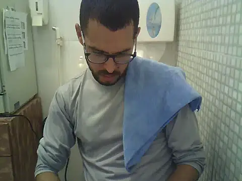 pdasgyn online show from September 22, 2025, 1:17 pm