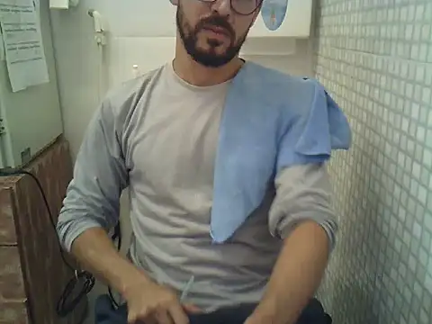 pdasgyn online show from October 9, 2025, 12:06 pm