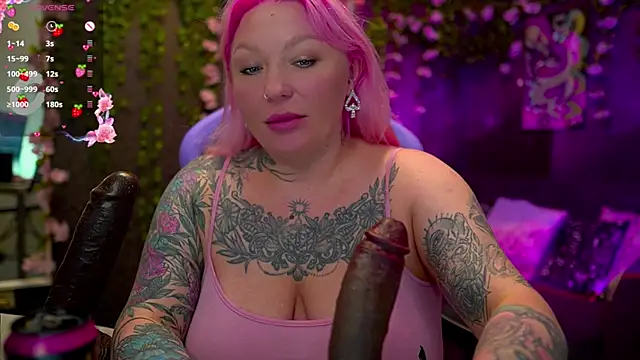 BlackedBarbie online show from September 25, 2025, 6:47 pm