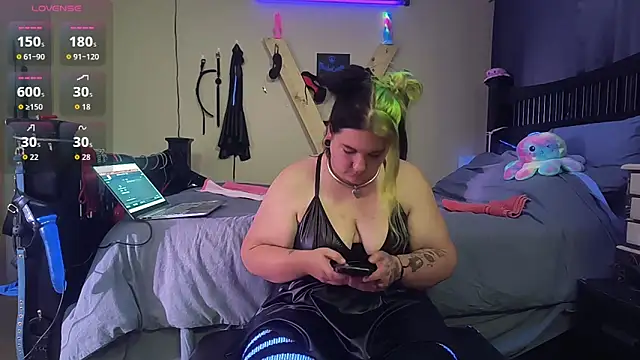 KinkyBratandDaddy online show from November 19, 2025, 3:39 am