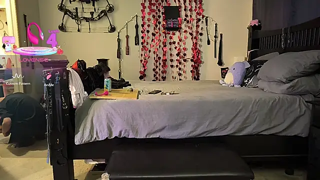 KinkyBratandDaddy online show from March 23, 2026, 2:44 am