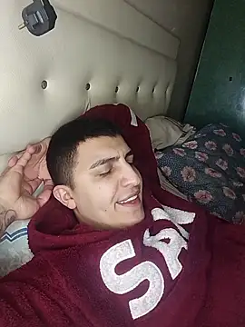 Kadir1320xh online show from March 10, 2025, 3:34 am