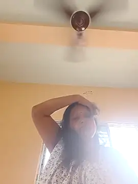 Arohi35 online show from March 10, 2026, 4:05 am