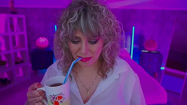 CandyLadyyy online show from June 21, 2026, 8:47 pm