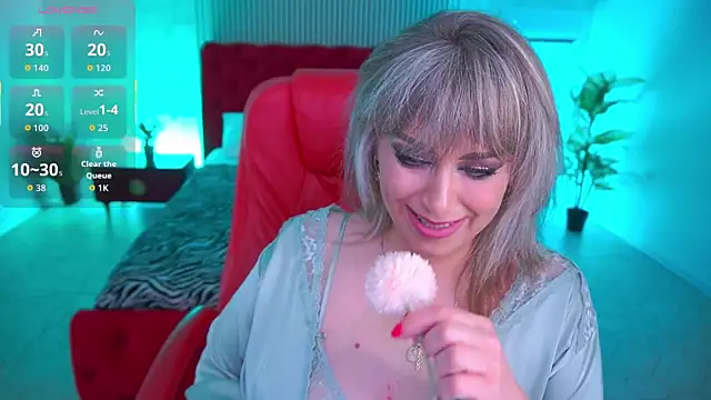 CandyLadyyy online show from June 25, 2026, 9:09 pm