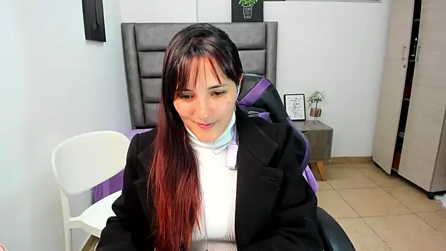 Snapshot of Tania_Duque chatting on August 1, 2026, 3:10 pm Tania Duque online show from August 1, 2026, 3:10 pm