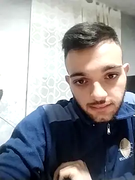 Snapshot of Francescodicristina44 chatting on February 8, 2026, 10:18 pm Francescodicristina44 online show from February 8, 2026, 10:18 pm