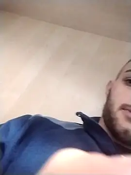 Snapshot of Francescodicristina44 chatting on March 5, 2026, 11:54 pm Francescodicristina44 online show from March 5, 2026, 11:54 pm