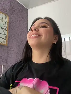 LunaCandy  online show from October 7, 2025, 1:56 pm