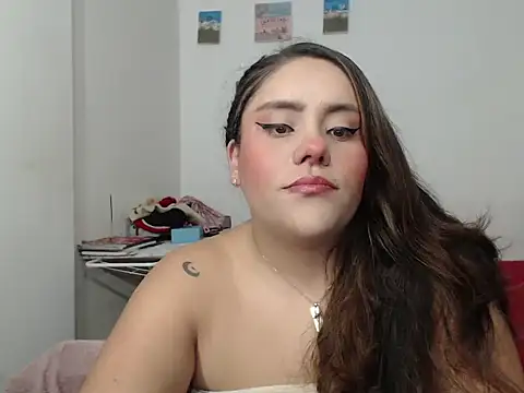 nicky andcamil online show from November 23, 2025, 11:48 pm