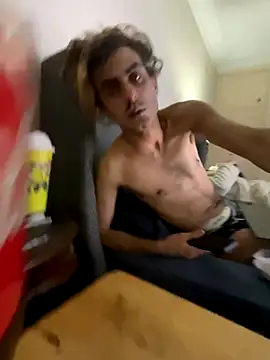 twink69Finger online show from September 26, 2025, 5:09 pm