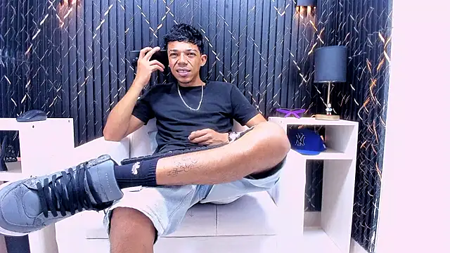 Gregory Sforza online show from November 26, 2025, 6:19 pm