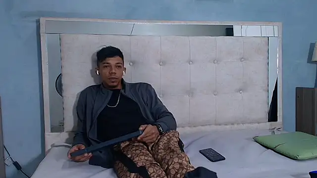 Gregory Sforza online show from September 18, 2025, 12:08 pm