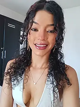 Snapshot of Aphrodite-777 chatting on June 19, 2026, 7:41 pm Aphrodite-777 online show from June 19, 2026, 7:41 pm