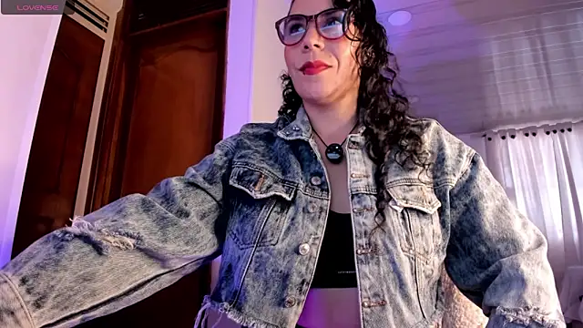 mia velvet1 online show from April 28, 2026, 1:48 pm