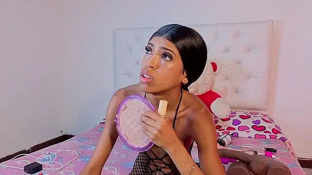 Snapshot of megan_stathann chatting on February 13, 2026, 3:45 pm megan stathann online show from February 13, 2026, 3:45 pm